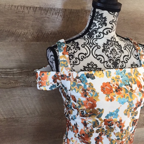 NWT Masterpiece! Rose Gold Metallic Midi Dress - Picture 2 of 5